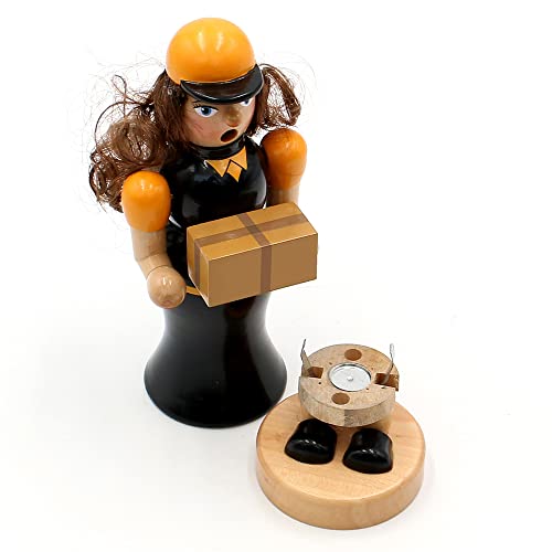 Wichtelstube-Kollektion Holz Räucherfrau Postbotin, originalgetreue Premium Räucherfigur in Berufsbekleidung 7 x 7 x 18,5 cm Post Räuchermännchen Postbote Lieferdienst von Wichtelstube-Kollektion