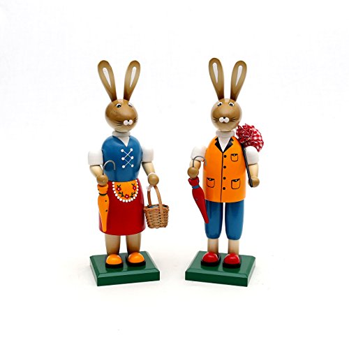 Wichtelstube-Kollektion Osterhasenfigur 28 cm Wanderer 2er Set von Wichtelstube-Kollektion