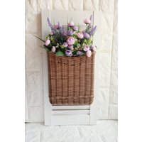 Korb An Der Tür Für Blumen. Rechteckige Flache Blumenschale. Weidenkorb in Naturfarbe, Dekoration Die Haustür. Blumenampel Korb An Der Tür Für Blumen. Rechteckige Flache Blumenschale. Weidenkorb in Naturfarbe, Dekoration Die Haustür. Blumenampel von WickerDecorWorkshop