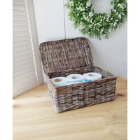 Rechteckiger Toilettenpapiereimer Mit Deckel Im Badezimmer. Aufbewahrungskorb Rechteckiger Toilettenpapiereimer Mit Deckel Im Badezimmer. Aufbewahrungskorb von WickerDecorWorkshop