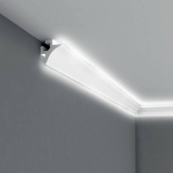 Hochwertige Licht Stuckleiste "QL002" Polyurethan weiß (85 x 85 x 2000 mm) von Wiesemann
