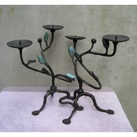 Ein Paar 3 Beinige Schmiedeeisen, Gedreht "Ader Und Blatt" Doppelte Kerzenhalter 11" Groß Ein Paar 3 Beinige Schmiedeeisen, Gedreht "Ader Und Blatt" Doppelte Kerzenhalter 11" Groß von WiggiesCollectibles