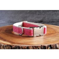Pretty in Pink Signature Kork Hundehalsband - Hanf Gurtband, Hundehalsband, Vegan Handgemachtes Haustierhalsband von WigglywoosPet