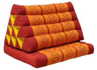 Kapok Thai-Kissen, Yoga-Kissen, Massage-Kissen, Kopfkissen, Tantra-Kissen, Sitzkissen, Falt-Matratze, Boden-Liege-Matte - rot/orange Muster (Dreieck mit 1 Auflage 52x35x45 (81001)) von Thaiboo