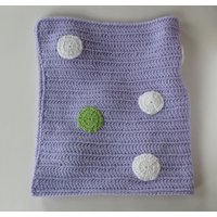 Gehäkelte Babydecke 35 "x 29" Mit Kreisen, Weicher Lila Säuglingsdecke, Handgemachtes Babypartygeschenk von WildBeanSprouts