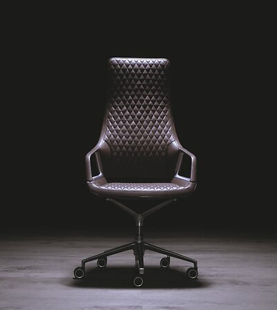 Wilkhahn Graph Iconic Chefsessel mit eleganter Lederpolsterung von Wilkhahn