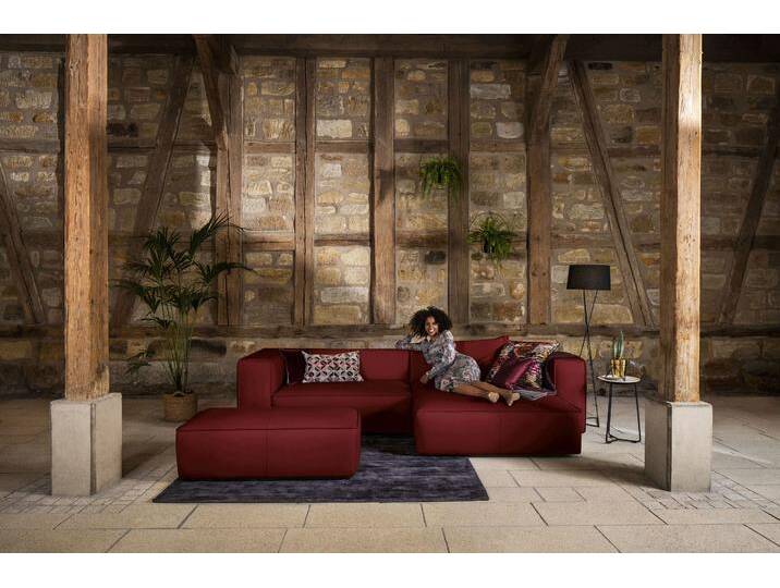Ecksofa W.SCHILLIG around-the-block , rot (ruby rot z59), B:300cm H:66cm T:164cm, Longlife Xtra-Leder Z59: Glattleder mit modischer Prägung. Hautstärke 0, 9 - 1, 1 mm, Sofas, inklusive Hocker, mit eleganter Biese, mit Federkern von Willi-Schillig