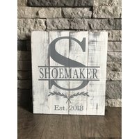 Personalisierte Familien Name Holzschild Personalisierte Familien Name Holzschild von WillieAndDollyDesign