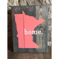 Rustikales State Home Holzschild Rustikales State Home Holzschild von WillieAndDollyDesign