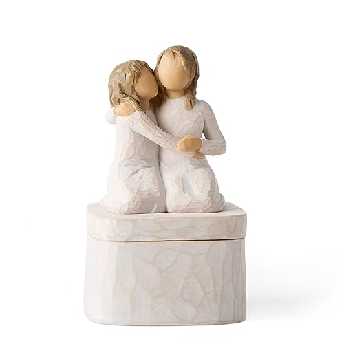 Willow Tree Erinnerungsbox mit Aufschrift "Sister Mine", geformt, handbemalt Willow Tree Erinnerungsbox mit Aufschrift "Sister Mine", geformt, handbemalt von Willow Tree