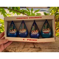 Vintage Jewelbrite Chorjunge Weihnachten Ornament Singen Chor Jungen Reflektor Diorama 1960 1970 Retro Kitsch Mcm Set 4 Iob Ostern Dekor von WillowBloom