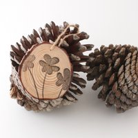 Kleeblatt Ornament, Pflanzen Ornament, Natur Rustikale Holz Blumen Gärtner Geschenk, Einzigartiges Geschenk von WilsonPrintPress