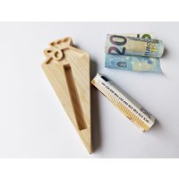 Geschenk Zuckertüte Einschulung Holz Schulanfang Geldschein Geld Verpackung Geldgeschenk Personalisiert von WinWegWOOD