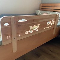 Sicherer Schlaf Rausfallschutz Holz Kinderbett Mit Bauernhof Traktor Design von WinWegWOOD