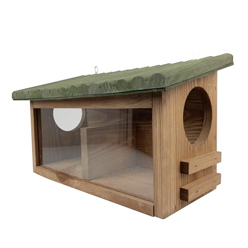 Windhager Eichhörnchen Futtersilo - abnehmbares Dach - aus Kiefernholz - Futterhaus, Futterstelle, Futterstation für Eichhörnchen - inkl. Aufhängevorrichtung Windhager Eichhörnchen Futtersilo - abnehmbares Dach - aus Kiefernholz - Futterhaus, Futterstelle, Futterstation für Eichhörnchen - inkl. Aufhängevorrichtung von Windhager