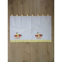 Gingham Cottage Country Chic Cafe Vorhang Panel Französisch Vintage Obst Feature von WindowsOfParis