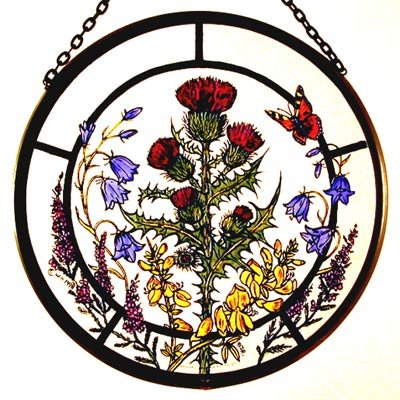 Celtic Glass Designs Dekorativer handbemalter Sonnenfänger, Glasmalerei mit schottischem Blumen-Motiv von Winged Heart