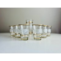 Vintage Dominion Glas Dekanter Set, 100 G. Krug Mit Sechs Gläsern, Weißer Frosted Cornflower Oder Gänseblümchenmuster, Mcm Retro Glasware, Boho von WinnieHorsley