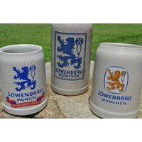 3Er Set Vintage Barware Bierkrüge Löwenbräu München Große Becher Alkohol Trinkt Bier Deutsch 3Er Set Vintage Barware Bierkrüge Löwenbräu München Große Becher Alkohol Trinkt Bier Deutsch von WinterFinds