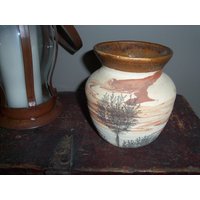 Handgemachte Braune Keramik Vase Mit Baum Radierung von WinterFinds