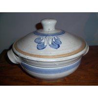 Schöne Handgemachte Steingut Große Blaue Keramik Dampfer Schüssel Mit Griffen Schöne Handgemachte Steingut Große Blaue Keramik Dampfer Schüssel Mit Griffen von WinterFinds