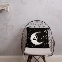 Winterzauber Mond Und Sternbilder Schwarz Kissen Cosmic Witch Basic von WintersSpells