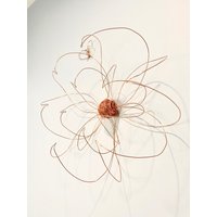 Hausdekor, Wanddekor, Wandbehang, Drahtkunst, Eine Blume, Kupfer, Einzigartige Innenarchitekturidee, Wandkunst, Schlafzimmerdekor, 100% von WireAndMeshArt