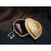 Silber Und Gold Herz Förmige Schmuckbox Mit Amethyst Pendel von WitchybyWillow