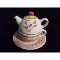 Tee Für Eine Teekanne, Teetasse Und Untertasse Set von WitchybyWillow