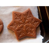 Individualisierte Größe Weihnachts-Schneeflocke Ausstechform Klein Individualisierte Größe Weihnachts-Schneeflocke Ausstechform Klein von WithCinnamonFlavor