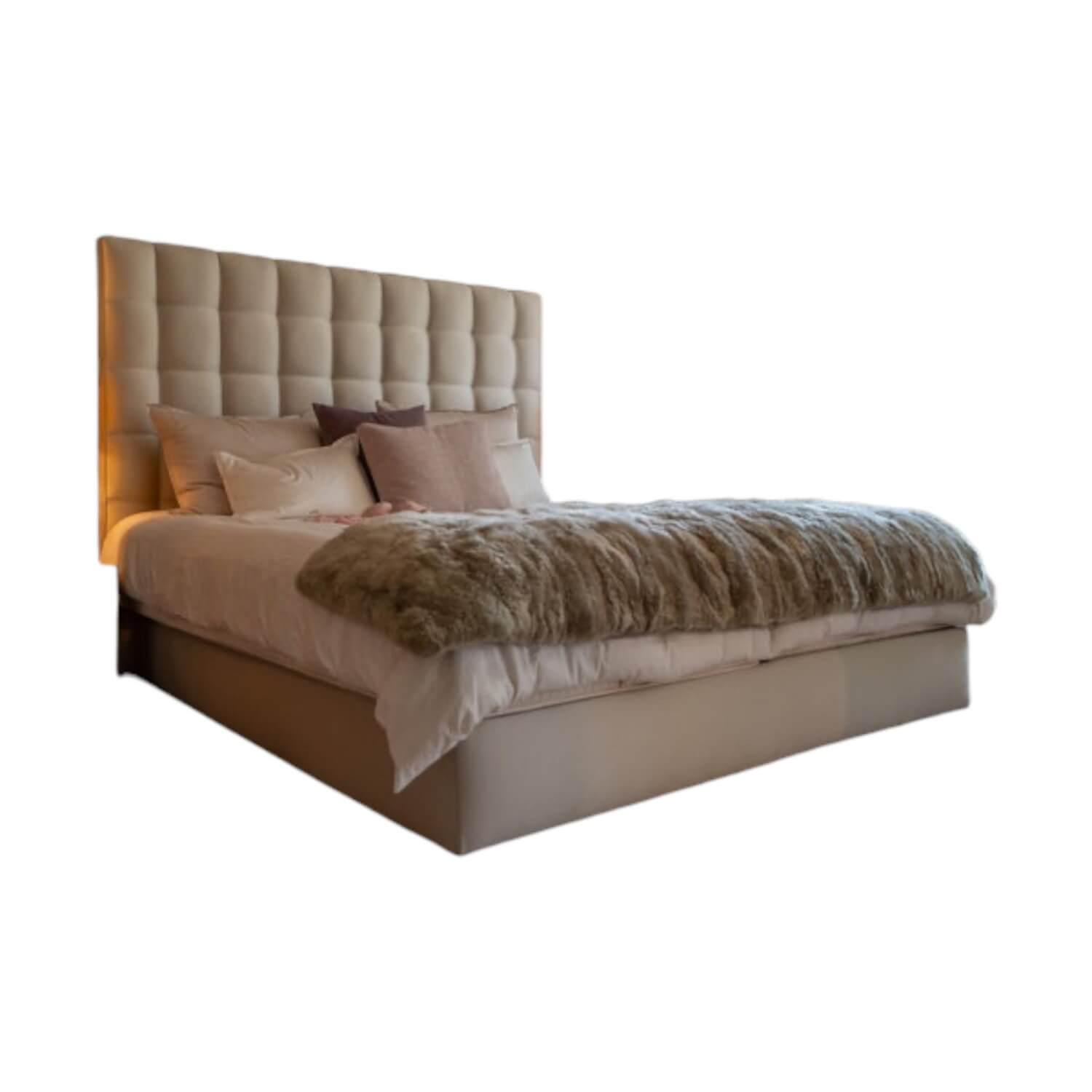 Doppelbett Somnus IV Stoff Beige Kopfteil Manhattan Inklusive Matratze Und Toppe... von Wittmann