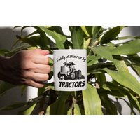 Leicht Abgelenkt Von Traktoren Tasse 11 Oz Premium Qualität Lustiges Geschenk Für Bauern Oder Bauernhands von WittyDoodads