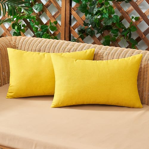 Woaboy 2er Set Outdoor Kissenbezüge Wasserfeste Kissen Wasserdicht Kissenhülle Dekohülle Sofakissen Moderne Couchkissen für Draußer Sofa Balkon Terrasse Garten 30 x 50 cm Gelb von Woaboy