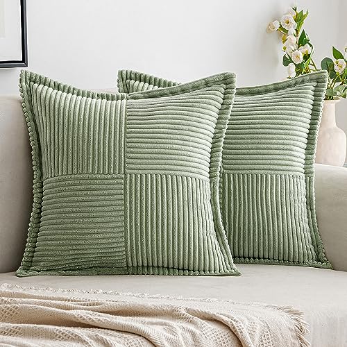 Woaboy Kissenbezüge Kordsamt Kissenhülle Dekorative Sofakissen Couchkissen Weich Dekokissen Zierkissenbezug für Zierkissen Sofa Schlafzimmer Wohnzimmer 2er Set Grün 40x40cm von Woaboy