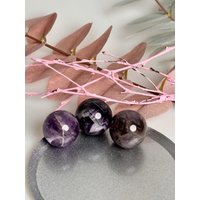 Kleine Dream Amethystkugeln | Ca. 1, 9-2 cm - Perfekt Für Dekoration Oder Als Edelstein Unsere Cageketten von WoelkchenWunderShop