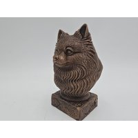 Handbemalte Büste - Zwergspitz | Art.nr. B-Mp-Z-Tb von WolfArtworksDE