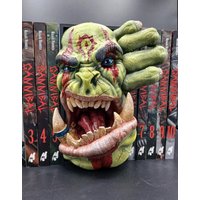 Handbemaltes Book Nook - Ork | Art.-Nr. Bk-mm-Orc-R von WolfArtworksDE