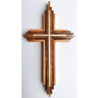 Kreuz Holzkruzifix Holzkreuz Gebeiztes Kruzifix Geschichtetes Holzkruzifixkreuz Religiöses Wohnkultur Spiritualität Kreuze Kreuz Holzkruzifix Holzkreuz Gebeiztes Kruzifix Geschichtetes Holzkruzifixkreuz Religiöses Wohnkultur Spiritualität Kreuze von WolfcreekWoodcrafts