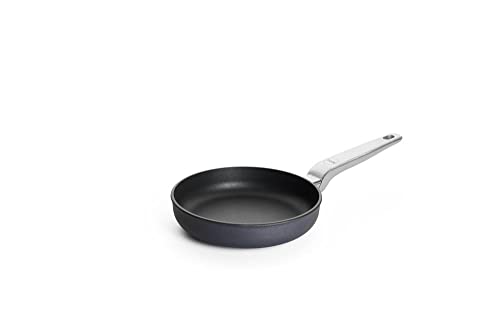 WOLL Diamond LITE Pro Induktion, Gusspfanne mit Edelstahlstiel, Ø 20 cm, 5 cm hoch WOLL Diamond LITE Pro Induktion, Gusspfanne mit Edelstahlstiel, Ø 20 cm, 5 cm hoch von Woll