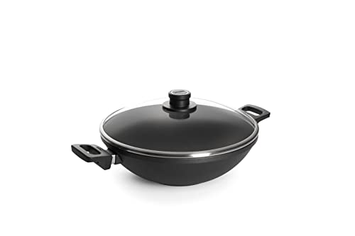 Woll Nowo Titanium Wok- und Rührpfanne mit Glasdeckel in Box - Induktiv -, Ø 32 cm, 11 cm hoch, mit 2 Seitengriffen - Geeignet für alle Herdarten Woll Nowo Titanium Wok- und Rührpfanne mit Glasdeckel in Box - Induktiv -, Ø 32 cm, 11 cm hoch, mit 2 Seitengriffen - Geeignet für alle Herdarten von Woll