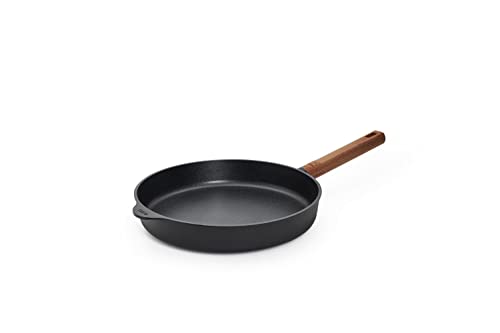Woll Eco Logic QXR Guss-Flachpfanne - Induktiv -, Ø 28 cm, 5 cm hoch, mit festem nachhaltigem Holzstiel - Geeignet für alle Herdarten, PFAS-frei, Antihaft-Versiegelung, Aluminiumguss, backofenfest Woll Eco Logic QXR Guss-Flachpfanne - Induktiv -, Ø 28 cm, 5 cm hoch, mit festem nachhaltigem Holzstiel - Geeignet für alle Herdarten, PFAS-frei, Antihaft-Versiegelung, Aluminiumguss, backofenfest von Woll