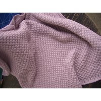 Babydecke - Plaid Kinderdecke Zartrosa 100 % Merino Handarbeit von Wolleladen