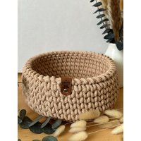 Moderner Brötchenkorb Brotkorb Küchenhelfer Häkelkorb Geschenkidee Aufbewahrungskorb Utensilo Korb Körbe Esstisch Moderner Brötchenkorb Brotkorb Küchenhelfer Häkelkorb Geschenkidee Aufbewahrungskorb Utensilo Korb Körbe Esstisch von WolleundLiebe