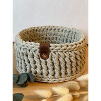 Moderner Brötchenkorb Brotkorb Küchenhelfer Häkelkorb Geschenkidee Aufbewahrungskorb Utensilo Korb Körbe Esstisch Moderner Brötchenkorb Brotkorb Küchenhelfer Häkelkorb Geschenkidee Aufbewahrungskorb Utensilo Korb Körbe Esstisch von WolleundLiebe