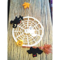 Spinnennetz Gehäkelt Fledermaus Kürbis Geist Spinne, Mandala, Traumfänger, Ca 35 cm Lang von Wolltilda