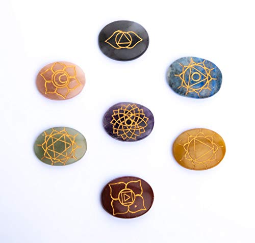Wonder Care Premium Chakra Set mit den 7 wichtigsten Edelsteinen | Heilsteine Set Edelsteinen | Chakren Steine mit eingravierten Symbolen | Handgefertigte Heilsteine für Meditation von Wonder Care