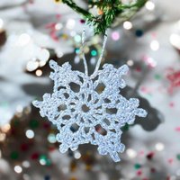 Gehäkelte Weihnachten Schneeflocke Stern Handgemachte Weihnachtsverzierung Perfektes Geschenk Umweltfreundliche Fertige Produkt Ornament Urlaub von WonderVHelen