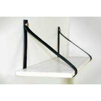 Wandregalband Aus Schwarzem Leder. Leder Regalhalter. Wand Regal Riemen Hängende Halterungen Wandregalband Aus Schwarzem Leder. Leder Regalhalter. Wand Regal Riemen Hängende Halterungen von WoodEnergyUA