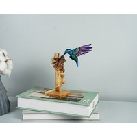 Grüne Kolibri-statue, Blau, Personalisiert, Gemalte Skulptur, Holzschnitzfigur, Vogelstatue, Colibri, Wohnkultur, Weihnachtsgeschenke Grüne Kolibri-statue, Blau, Personalisiert, Gemalte Skulptur, Holzschnitzfigur, Vogelstatue, Colibri, Wohnkultur, Weihnachtsgeschenke von WoodGlassDecor