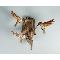 Kolibri Wanddekoration, Hängende Statue, Familie, Vogel Auf Dem Baum, Einzigartige Skulptur, Colibri, Wanddeko, Geschenk Für Mutter Kolibri Wanddekoration, Hängende Statue, Familie, Vogel Auf Dem Baum, Einzigartige Skulptur, Colibri, Wanddeko, Geschenk Für Mutter von WoodGlassDecor